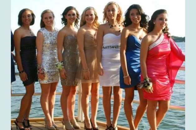 Which Homecoming Dress Should You Wear Struggling To Find The Right Homecoming Dress Take Quiz Out Which Style Suits You Best