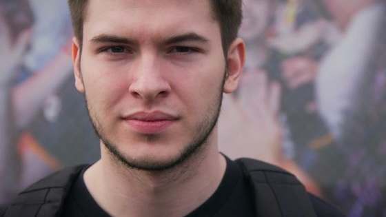 Answer questions on the COD legend, Damon 'Karma' Barlow