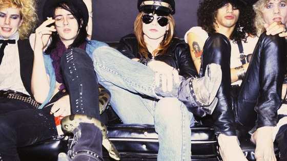 Who are you most like: Axl, Slash, Duff, Steven, or Izzy? Take this quiz to find out!