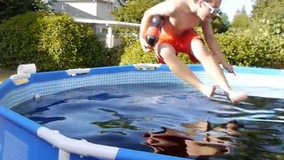 Take a refreshing dip in 1,500 gallons of your favorite soda! Sit in it until your flesh melts! Live the dream! 