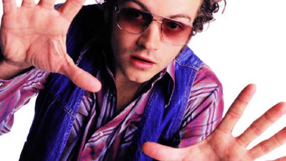 How alike are you to That 70's Show grunge heartthrob?