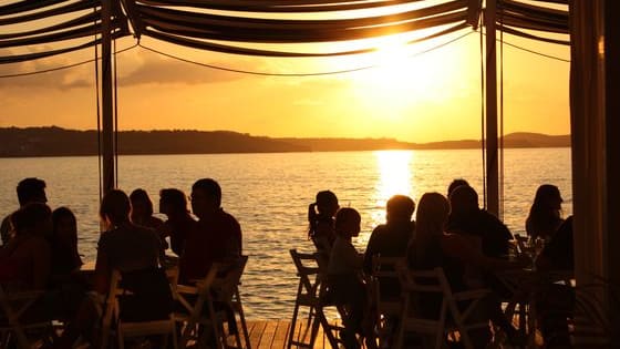 Do you watch the sunset at Cafe del Mar or day party at Space? Find out which Ibiza club you are with this quiz!
www.trazeetravel.com