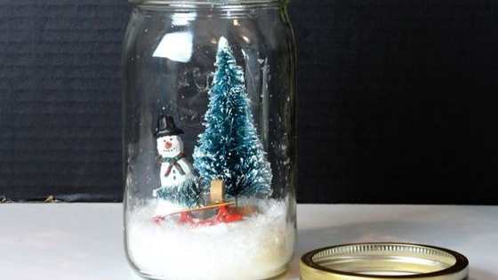 'Tis the season (to be crafty)