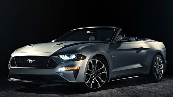 Which version of the 2018 Ford Mustang looks better, the coupe or the convertible?