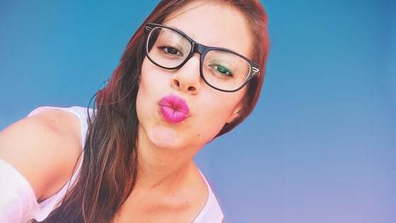 Maybe look back on those geeky middle school days and cringe, but Geek Chic has seen a revival this year and we can't get enough of it. Check out these 6 Geek Chic trends you need to try!