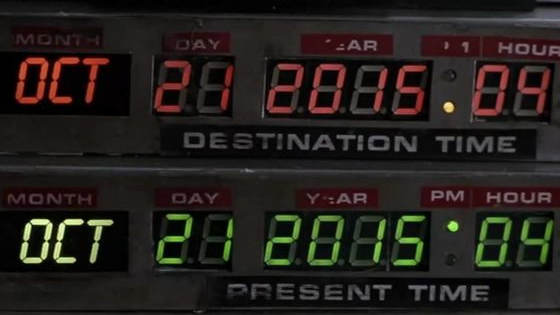 Entra a tu DeLorean para ir a un viaje de recuerdos mágicos... ¿qué tan bien recuerdas la película "Volver al Futuro"? 
