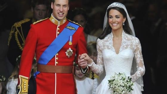 From celebrities to royals to everyday rich people, these weddings are some of the most glamorous we've ever seen. 
