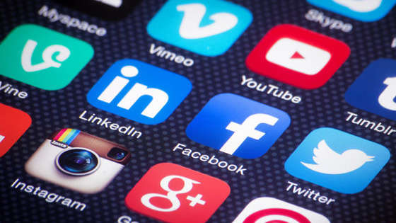 Have you considered using your social networks to find work? Do you know what employers can see on your profiles? Try these 8 quick questions to test how much you know!