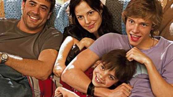 It's the 10 year anniversary of Jenji Kohan's Weeds! Check out how the the cast has changed since then!