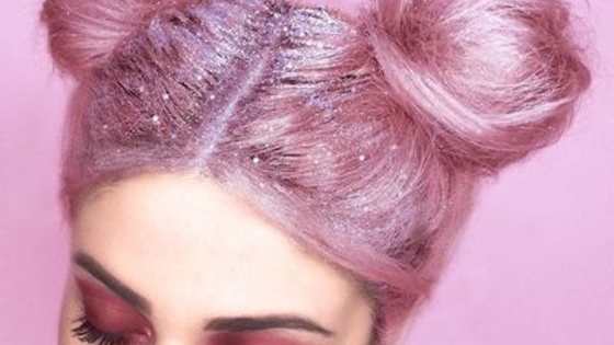 The hottest trend in town is glitter roots! But what is it exactly?