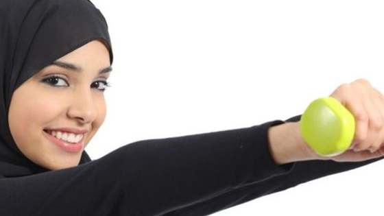 Ramadan can be challenging for Moms. Often they find themselves dealing with fatigue, and that is mostly due to feeling hungry. Fasting while taking care of the kids and the house can definitely have an impact on your energy level. Here are some essential tips that can help you stay energised in the holy month.