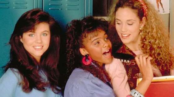 Find out which Bayside High lady is you with this personality quiz.