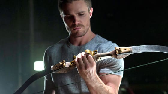 Keep your bows at the ready and see how well you remember the first episode of "Arrow!"