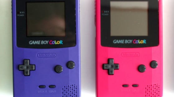 Large chunky designs, small dark screens, pixelated images. Gameboys were the bomb in the 90s. See how many games you can identify from these pictures?