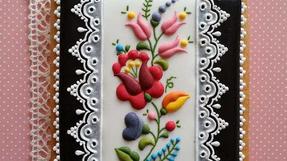It's edible art! The best kind! Look at it and then eat it! 