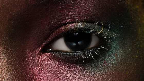 How sparkly are you being single and what is the thing that makes you most alluring to men? 
