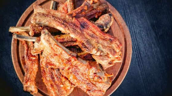 Are you a ribs or brisket kind of person? www.trazeetravel.com