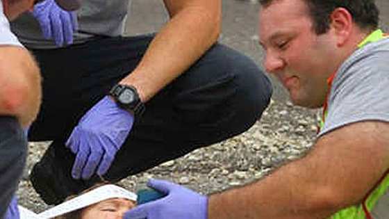 In the midst of the trauma following a Mississippi car accident, a firefighter came up with a cute and creative way to console a young victim. The image of him consoling the young boy by showing him "Happy Feet" on his cellphone has gone viral. 