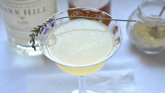 Just, beverage director at Bellina Alimentari at Ponce City Market, invented this delightful riff on the Prohibition-era classic the Bee’s Knees.