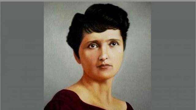 Carrillo luchó durante décadas por el sufragio femenino y gracias a su lucha, la bautizaron con el nombre de ''La monja roja del Mayab''.
