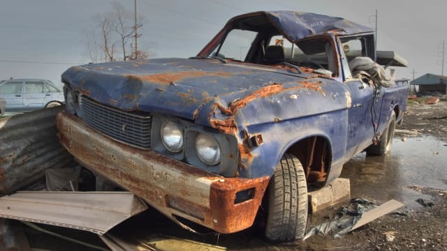 You can junk a car for cash easily nowadays with so many different ways to sell a junk car. No matter in what condition your junk car is you can make the most out of it. To get maximum profit you need to find the best place to sell your junk car.