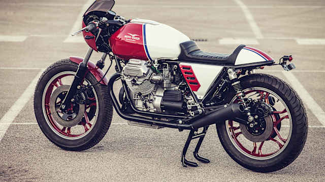 Selling a motorcycle can be a real headache if you are experiencing it for the first time. You can earn cash for motorcycles that are used, old, and wrecked without much stress.