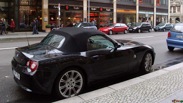 Before we delve into the right way of cleaning your convertible top, it is imperative that you learn first the dos and don’ts. That way, the overall process could be much easier and deliver a satisfactory result.