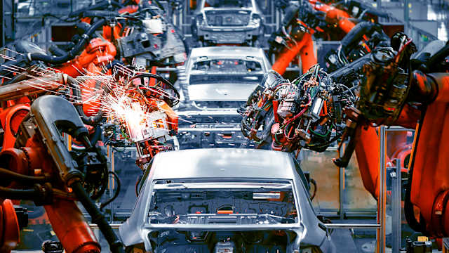 Tesla makes more electric cars than any other company. China is closing in though with more than 100 companies who want to dethrone Tesla. Will the U.S. be able to compete?