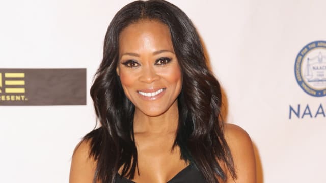 Robin Givens, who stars as Mayor McCoy on Riverdale, is now in talks to join the Real Housewives of Atlanta cast. Want to know more? Check out further details below.