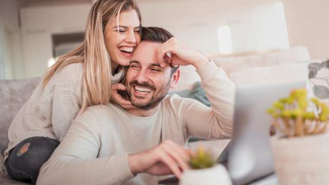 Let's take a look at a phenomenon most of of us are familiar with: New Relationship Energy. What does it do to us, and is it all good?