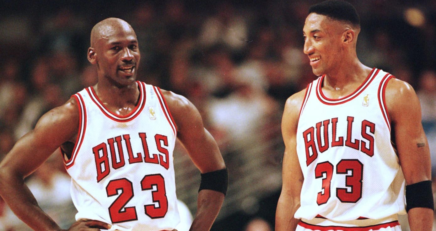 98 Bulls vs. '17 Warriors: 'Who's guarding Michael Jordan?' – NBC Sports  Chicago