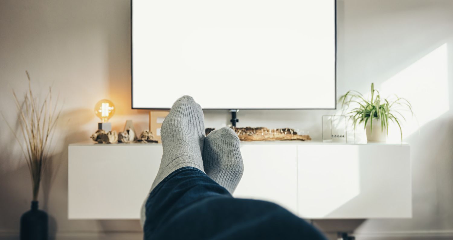 How You Can Install TV Ceiling Or Wall Mounts For Much Better Space