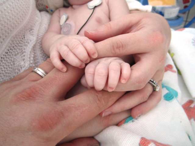 I want people to educate themselves and to know that, yes, if you can produce enough to exclusively breastfeed your baby, do it. But there’s nothing wrong with giving your baby a bottle in the first few days before your milk comes in.