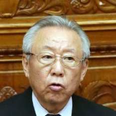 鴻池祥肇氏