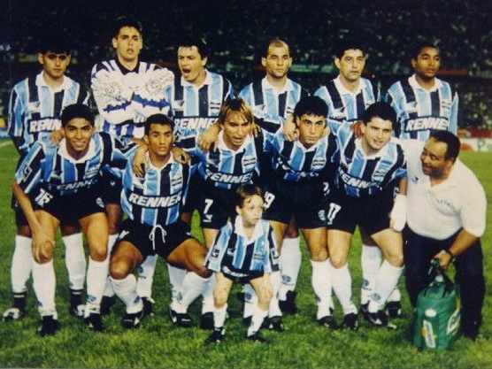 Ajax, o time que atrapalhou sonho do Grêmio