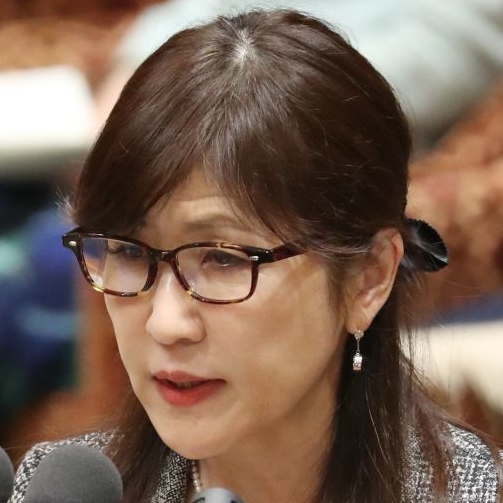 稲田朋美防衛相