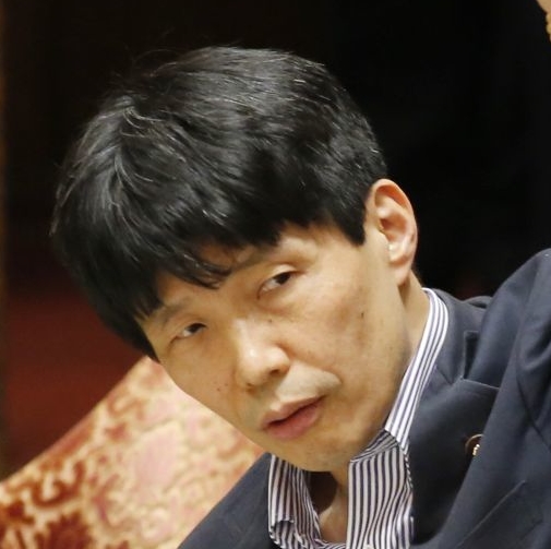 山本一太・参院予算委員長