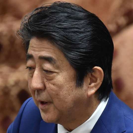安倍晋三首相