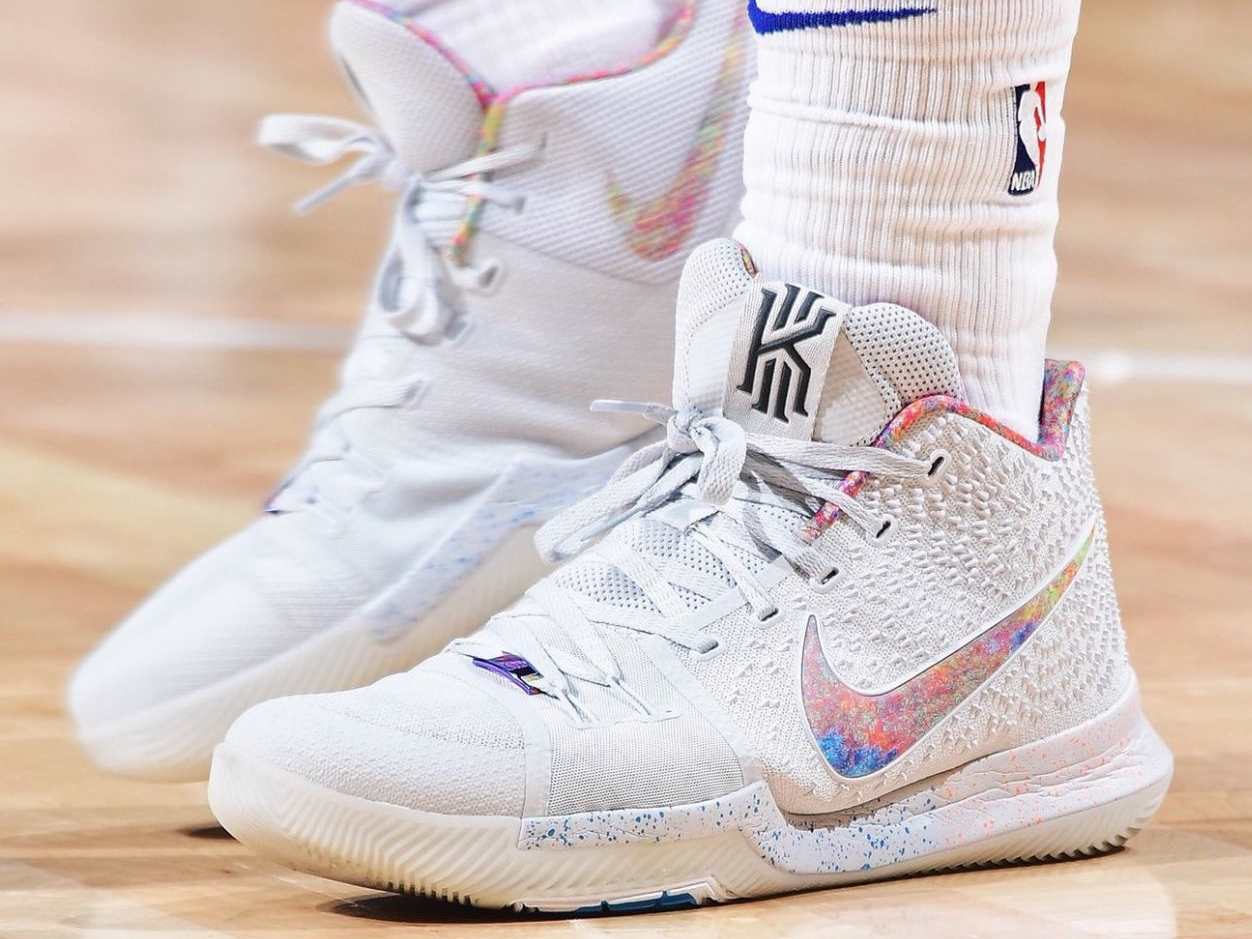 Nike kyrie 3 eybl best sale