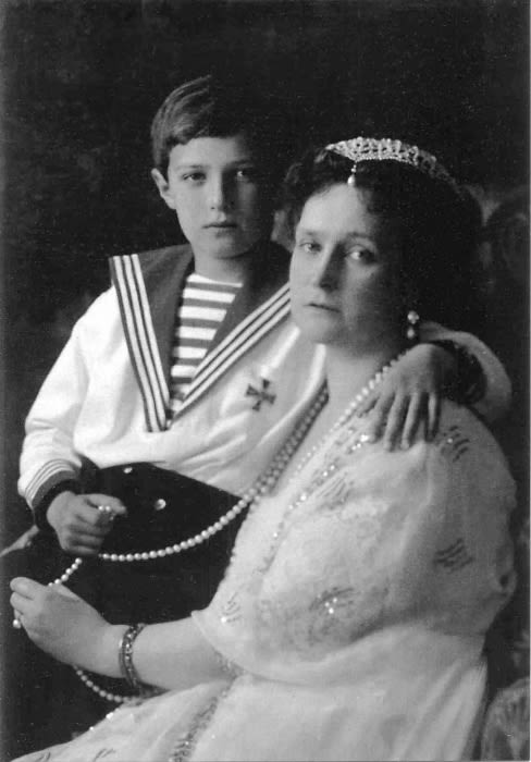 El Zarevich y su madre, Alejandra