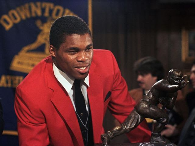 Where Did These Heisman Trophy Winners Play College Football? | Playbuzz