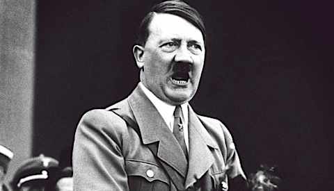Foto tomada por  Heinrich Hoffmann , fotógrafo personal de Hitler.-  