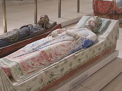 Efigie de Ricardo I de Inglaterra en su tumba en la Abadía de Fontevraud, en Francia.- 