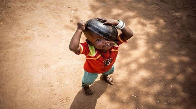 Según el último informe realizado en conjunto por la Organización de Naciones Unidas (ONU) y el Fondo de las Naciones Unidas para la infancia (Unicef) en 2017, la deficiencia de peso en África por edad es de 13,9 mientras que en Nigeria el porcentaje de desnutrición alcanza el 47 por ciento de la población infantil.