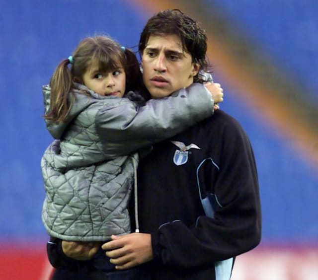 Las Confesiones De Hernan Crespo Orgias El Error De Bielsa Y Sus Tres Intentos De Ir Al Madrid Marca Com