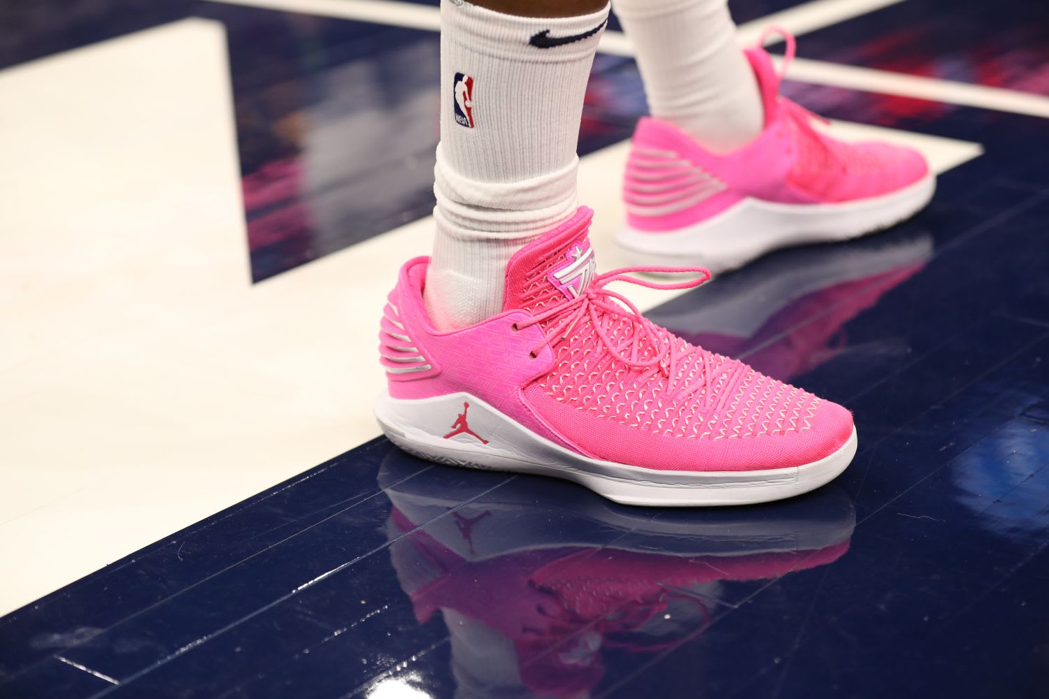 jimmy butler pink shoes