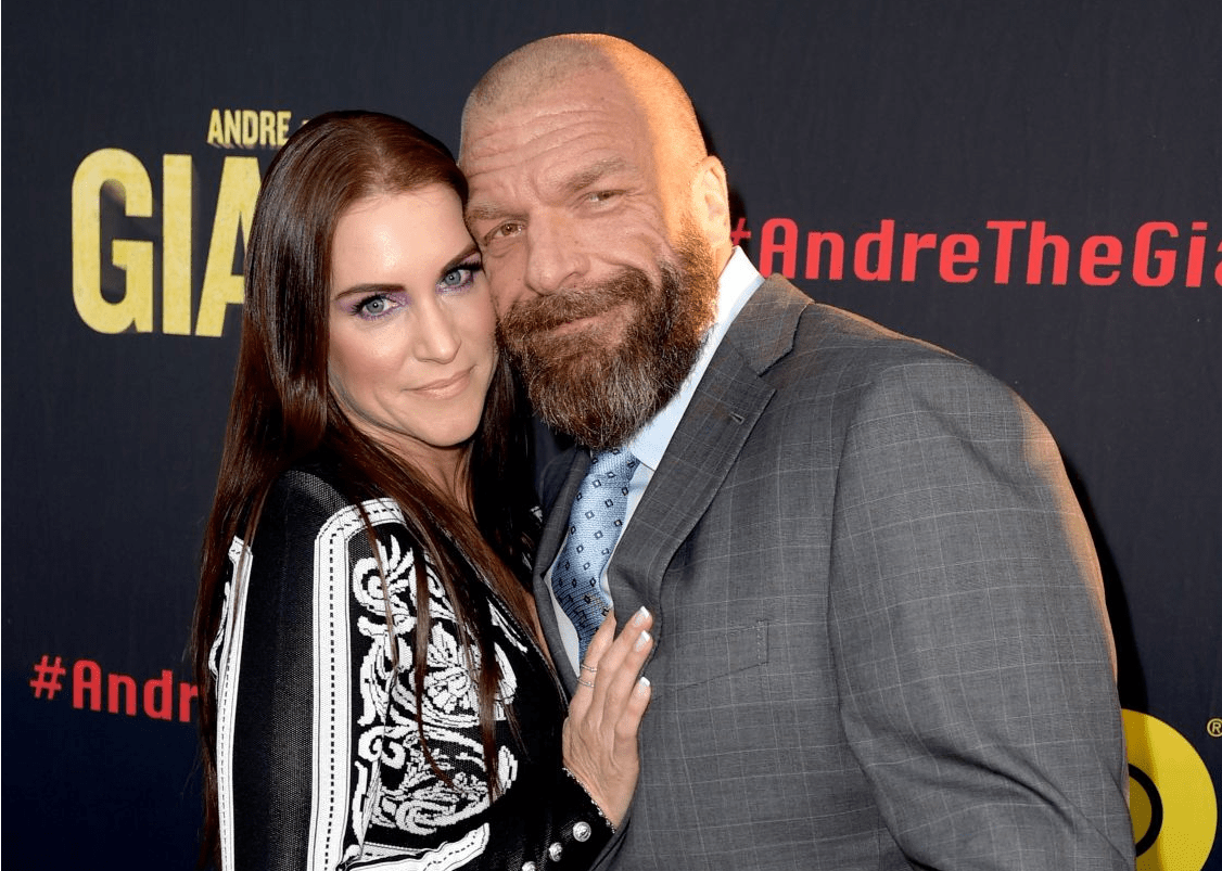 The 10 Best Wwe Couples Who Were Together On And Off Screen Following John Cena And Nikki Bella Split Mirror Online Steve austin, better known by the ring name stone cold steve austin, is an american actor, producer, television host, and retired professional. the 10 best wwe couples who were