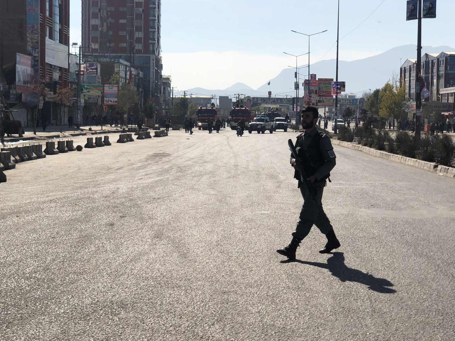 تظاهرات برای رهایی علی پور به روایت تصاویر Sputnik Afghanistan