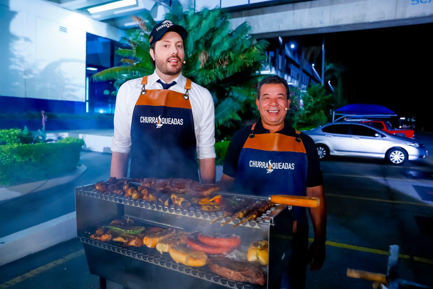 Danilo Gentili Faz Churrasco Com Jose Almiro Do Canal Churrasqueadas Nesta Terca Feira 10 Sbt Churrasqueadas, suportes, suportes p/ churrasqueiras. danilo gentili faz churrasco com jose