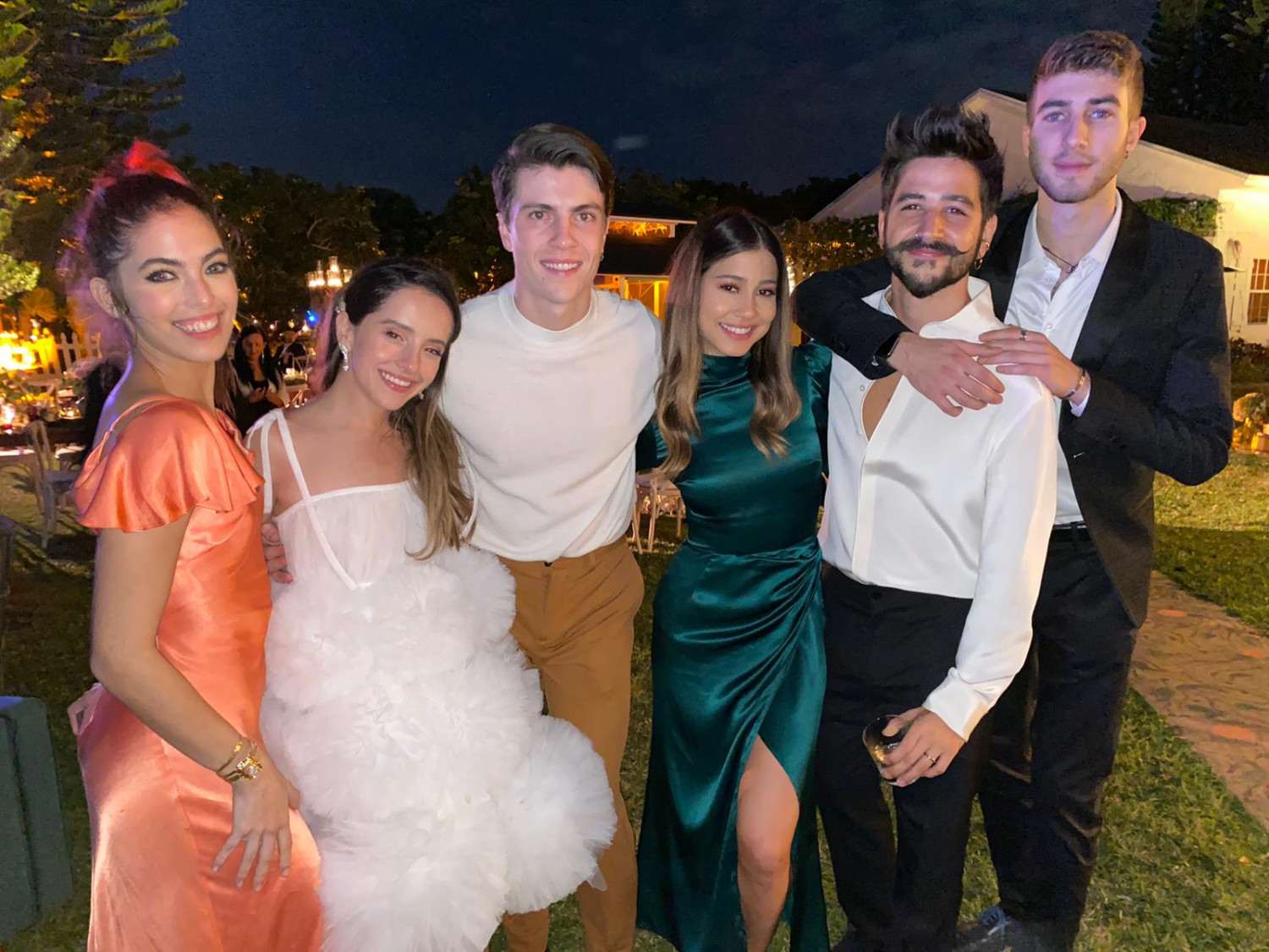 Y Vivieron Felices Por Siempre La Boda De Evaluna Y Camilo Fue Un Cuento De Hadas Trendybynick Riccardo frascari — te regalo la luna 03:58. la boda de evaluna y camilo fue un